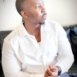 Meet your Posher, Charles